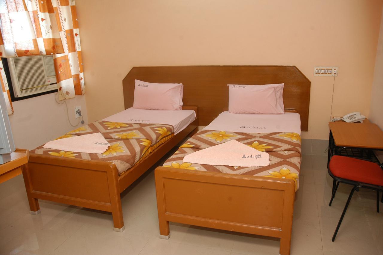 Hotel Athityaa Kumbakonam Kültér fotó