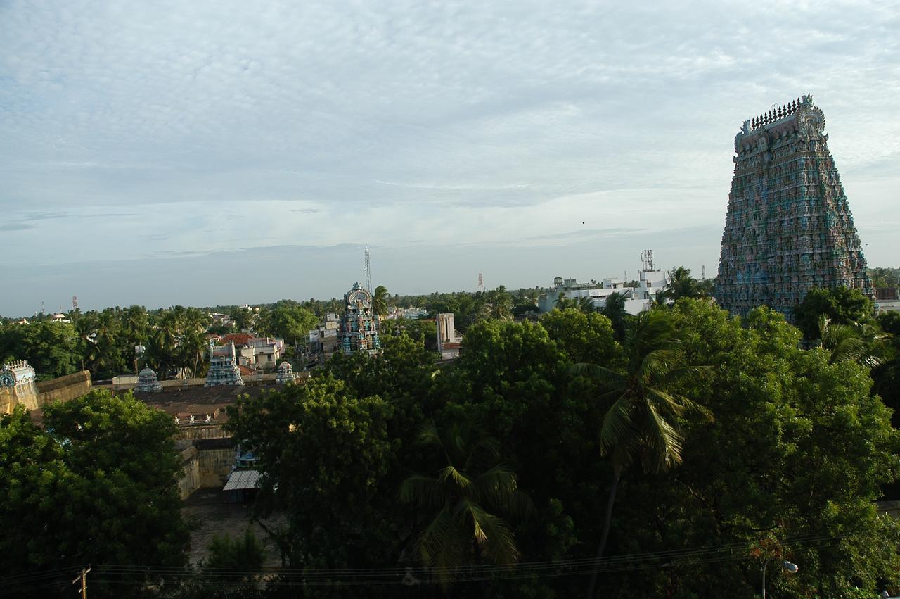 Hotel Athityaa Kumbakonam Kültér fotó